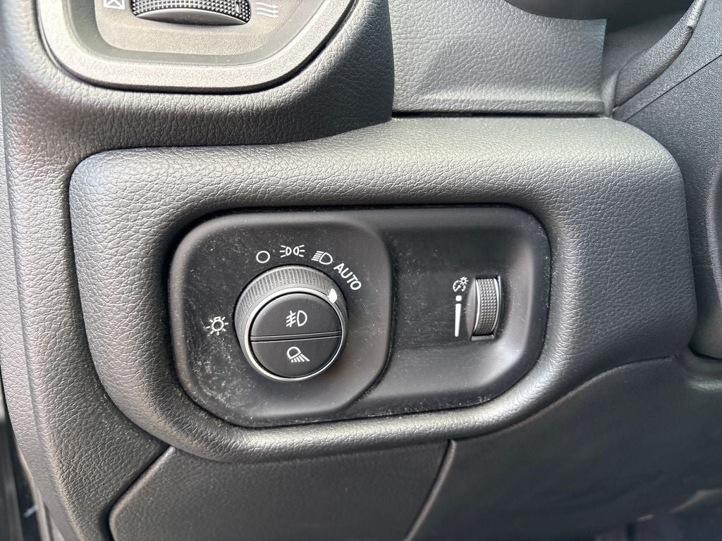 New 2025 RAM 2500 Tradesman AWD/4WD image 12
