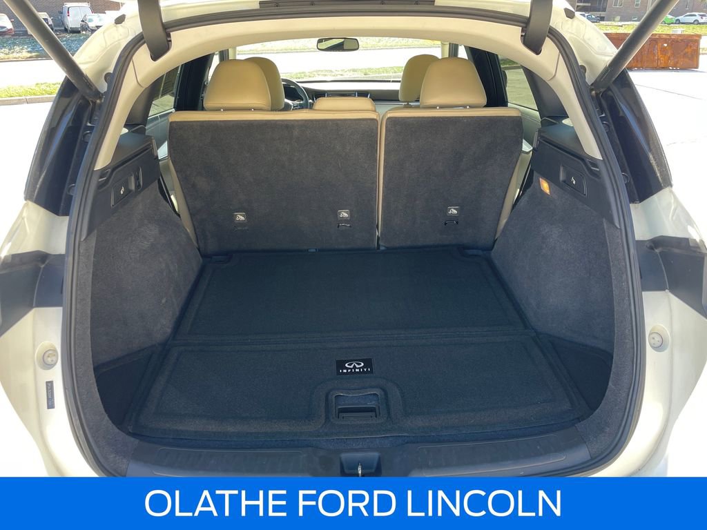 Used 2021 INFINITI QX50 Essential w/ Convenience Package image 31