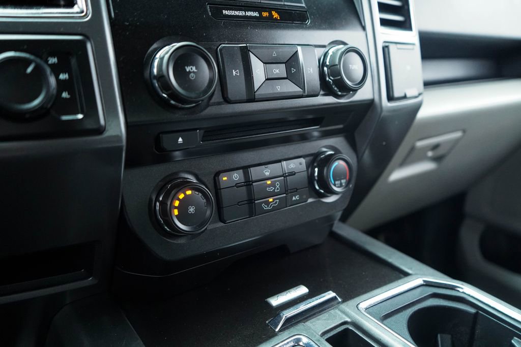 Used 2017 Ford F150 XLT image 23