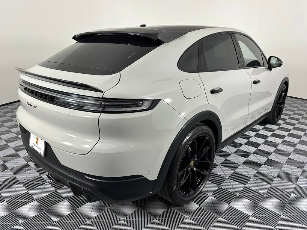 Certified 2024 Porsche Cayenne Turbo GT AWD/4WD image 10