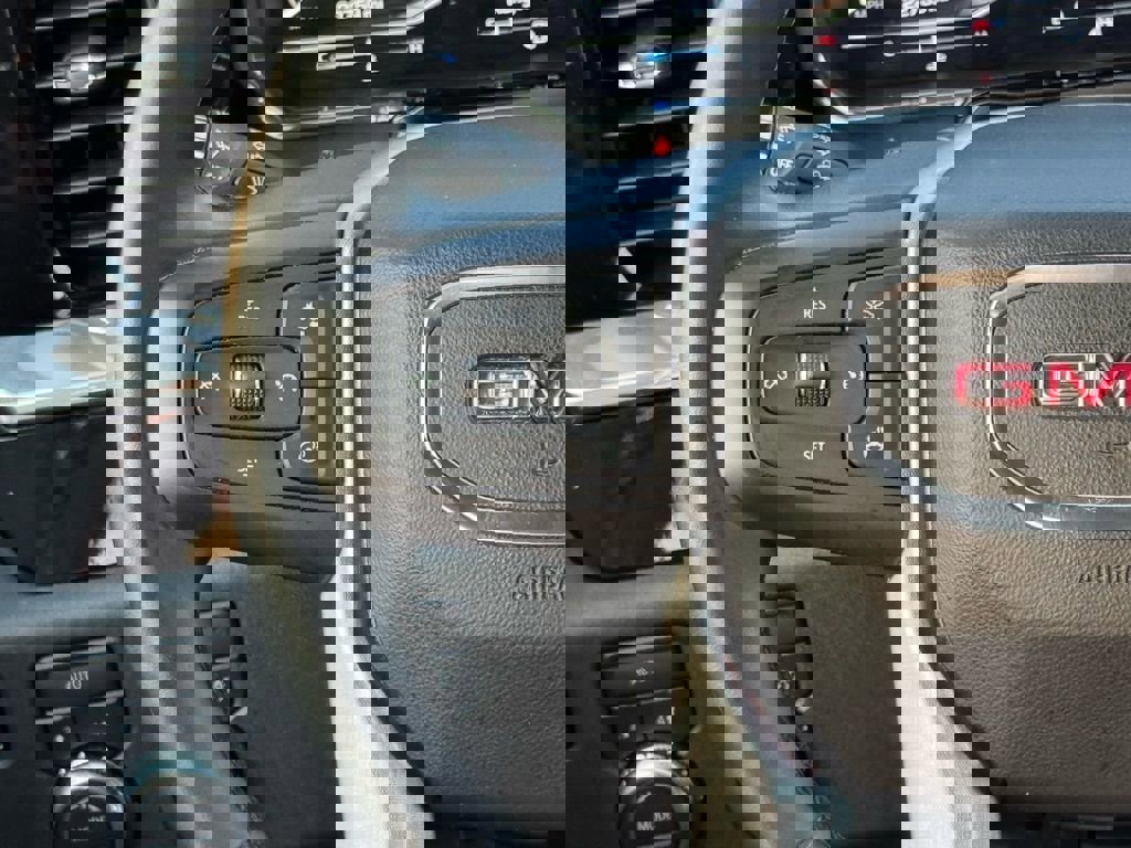 Used 2023 GMC Sierra 1500 Elevation image 27