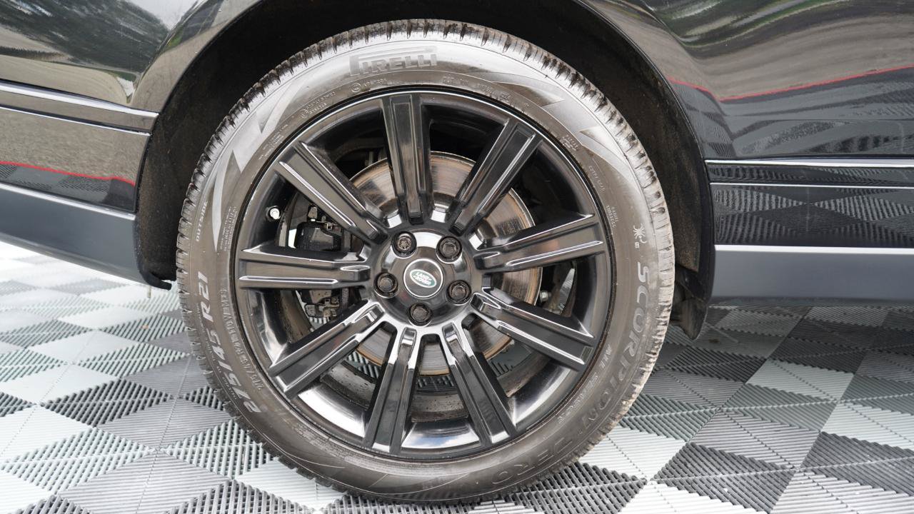 Used 2020 Land Rover Range Rover HSE AWD/4WD image 36