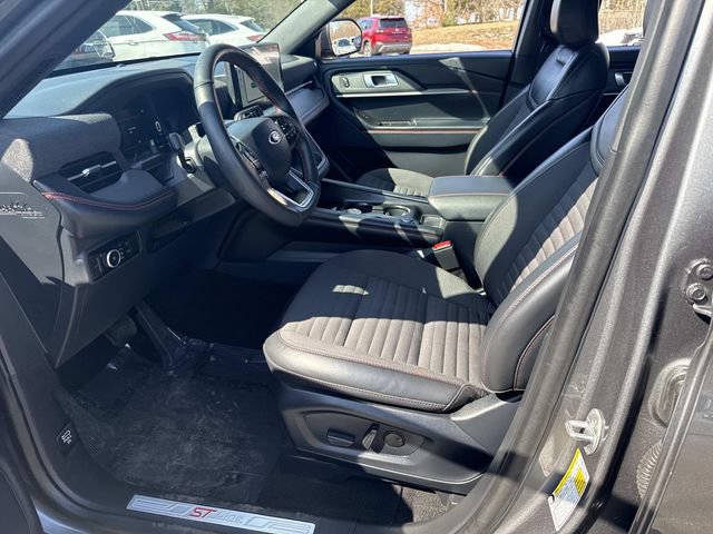 Used 2025 Ford Explorer ST-Line AWD/4WD image 23