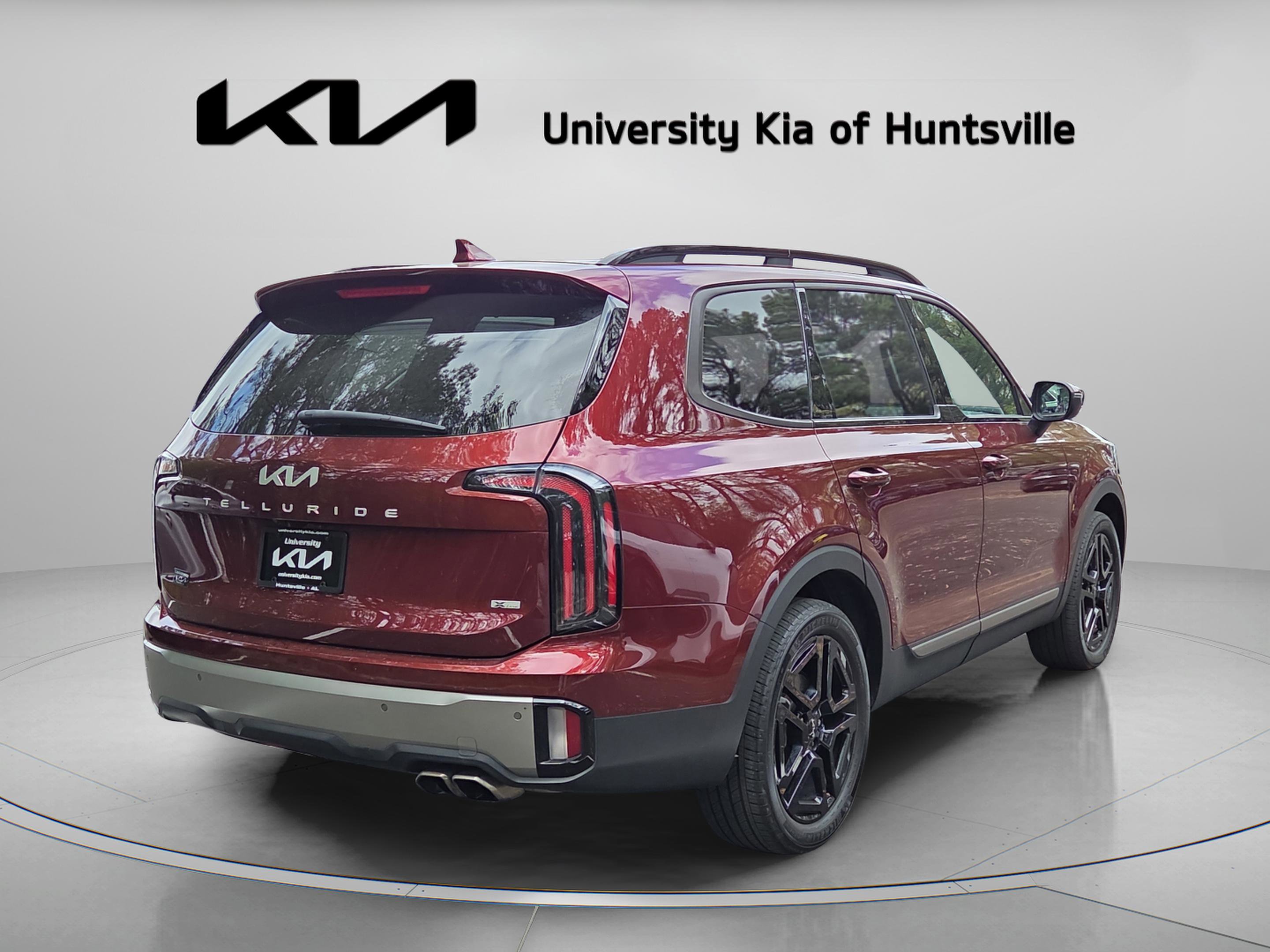 Used 2023 Kia Telluride EX X-Line image 7