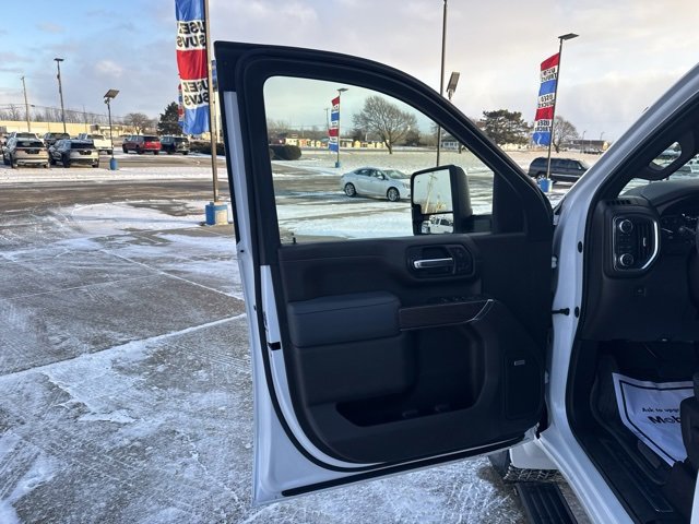 Used 2021 GMC Sierra 2500 Denali w/ Denali Ultimate Package image 13