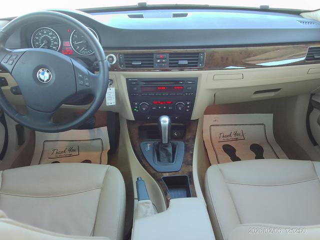 Used 2006 BMW 330i Sedan image 6