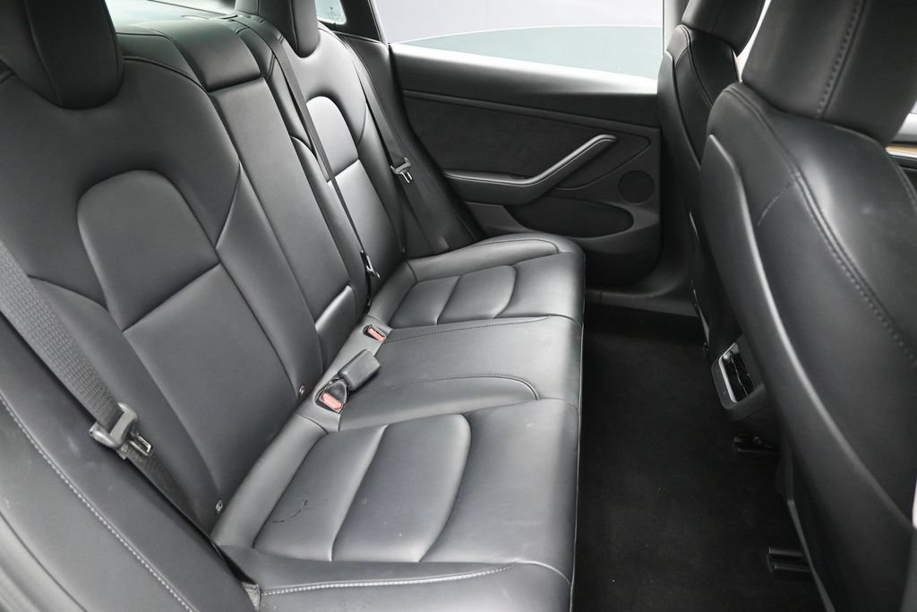 Used 2023 Tesla Model 3 Standard Range RWD image 29