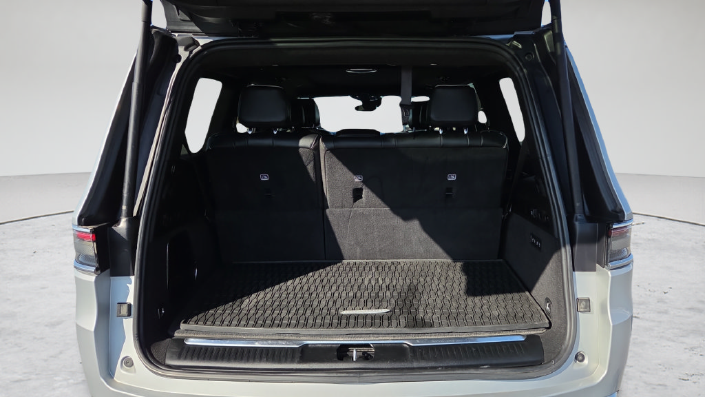 Used 2022 Jeep Grand Wagoneer Series II w/ Convenience Group III AWD/4WD image 42
