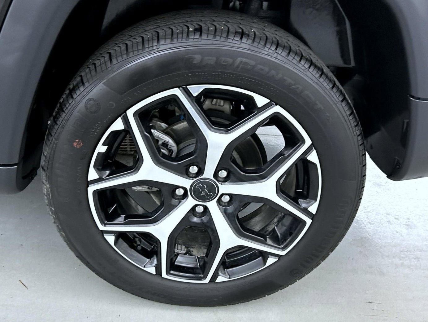 Certified 2025 Jeep Compass Limited AWD/4WD image 22