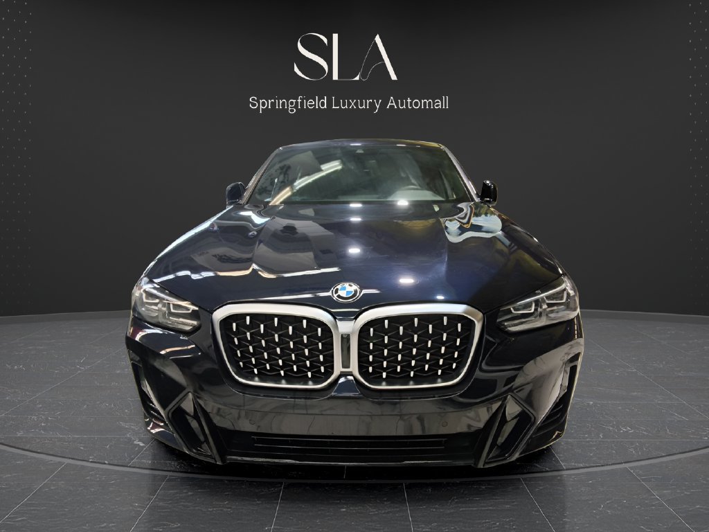 Used 2022 BMW X4 xDrive30i AWD/4WD image 5