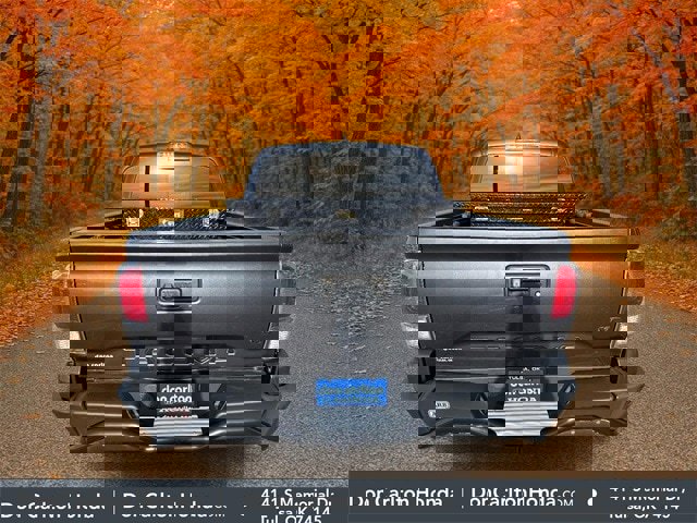 Used 2021 Toyota Tacoma TRD Off-Road image 5