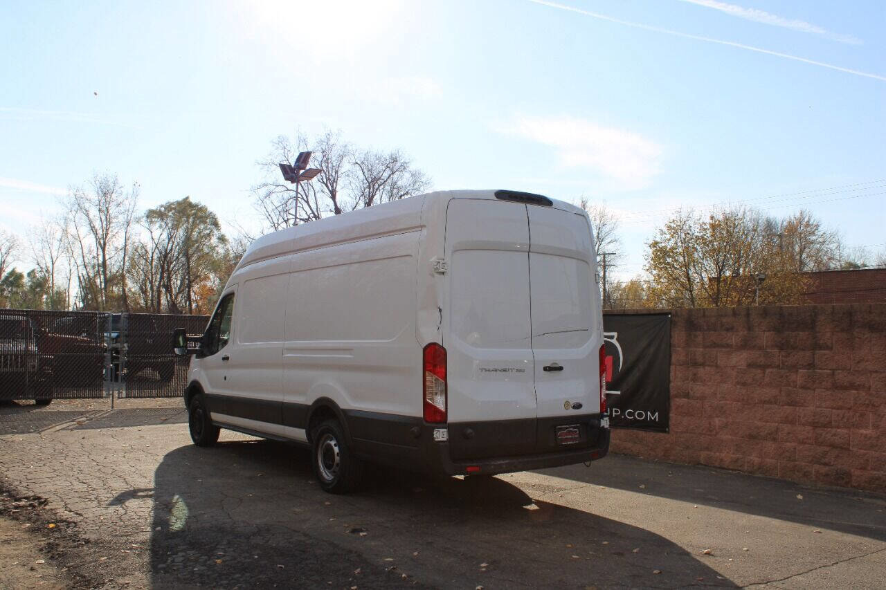 Used 2018 Ford Transit 250 148 High Roof Extended image 3
