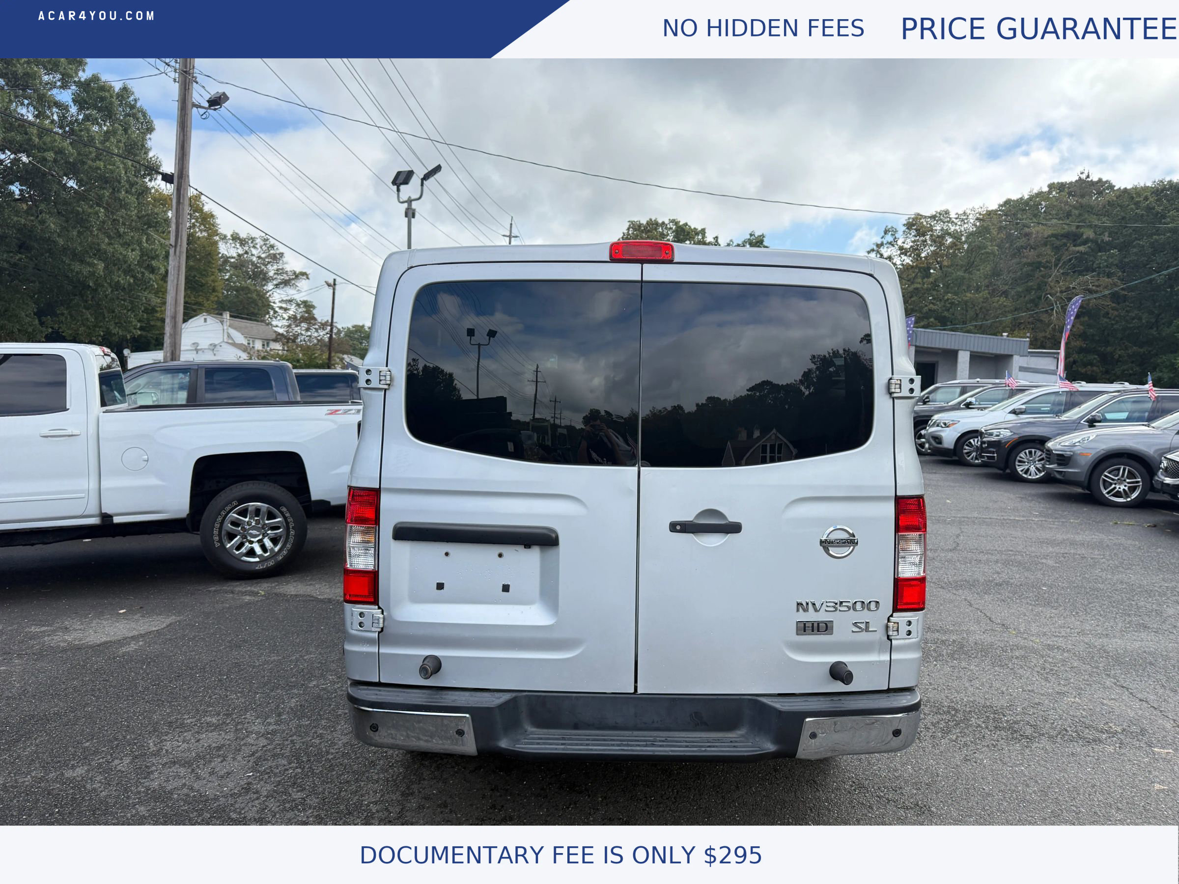 Used 2012 Nissan NV 3500 SL w/ Technology Pkg image 8