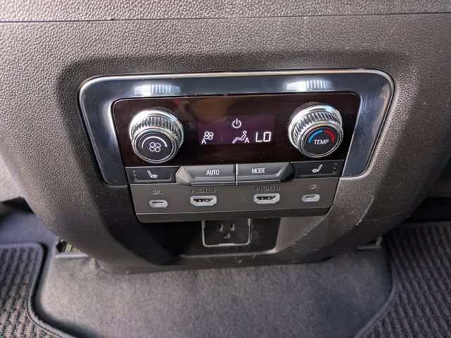 Used 2023 GMC Yukon Denali Ultimate AWD/4WD image 19