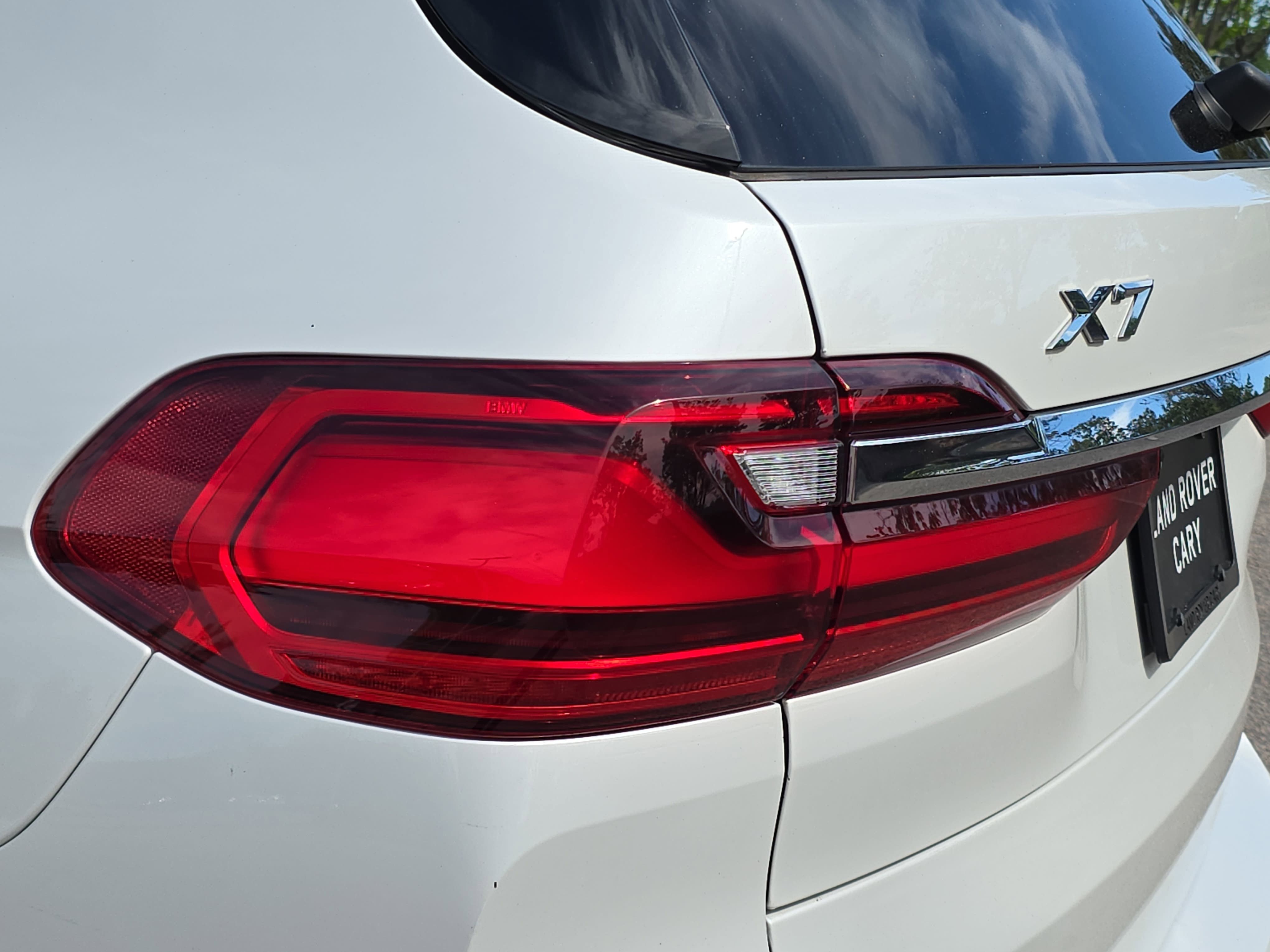 Used 2020 BMW X7 xDrive40i w/ Premium Package AWD/4WD image 36