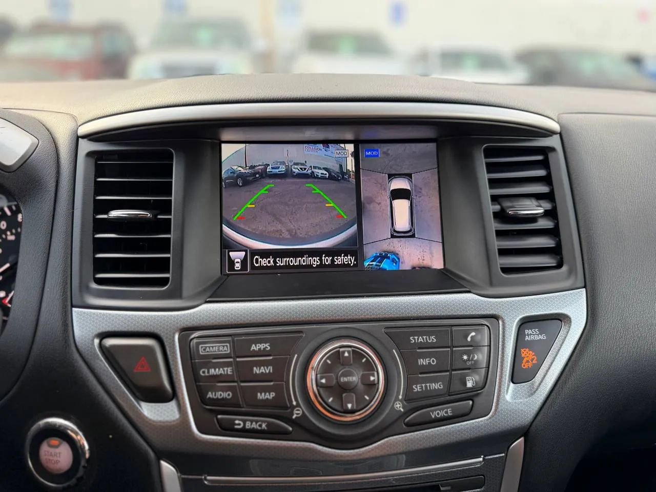 Used 2019 Nissan Pathfinder SL image 40