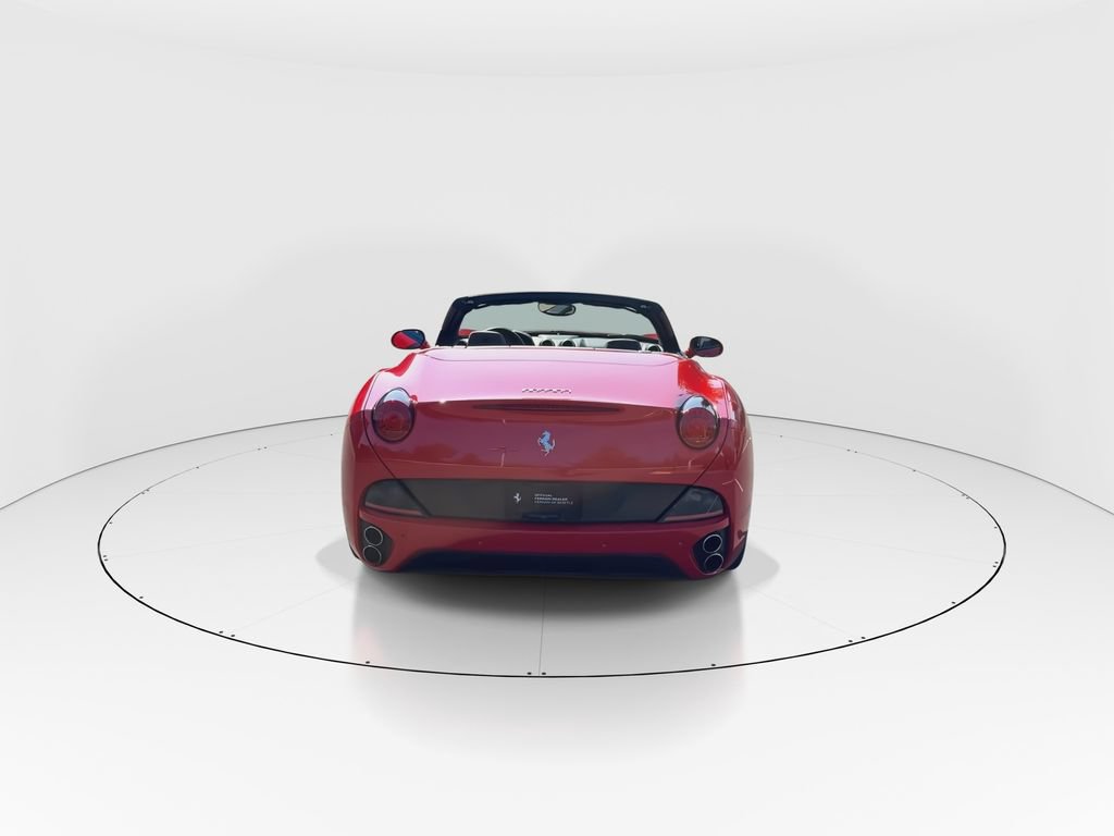 Used 2010 Ferrari California RWD image 7