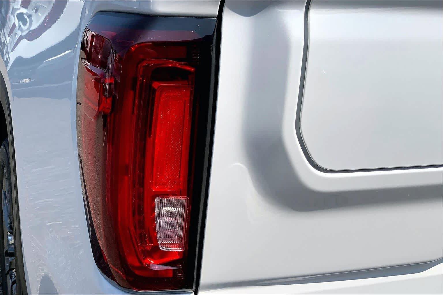 Used 2025 GMC Sierra 1500 Denali Ultimate AWD/4WD image 28