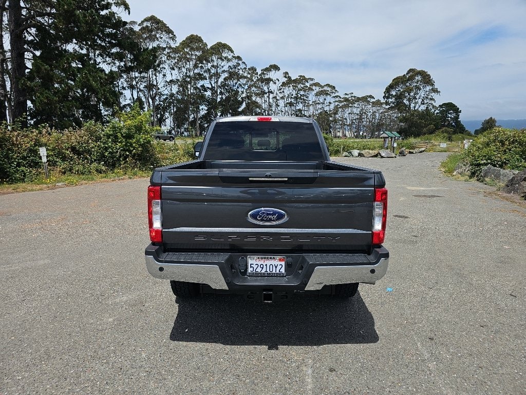 Used 2019 Ford F350 Lariat w/ Lariat Ultimate Package AWD/4WD image 4