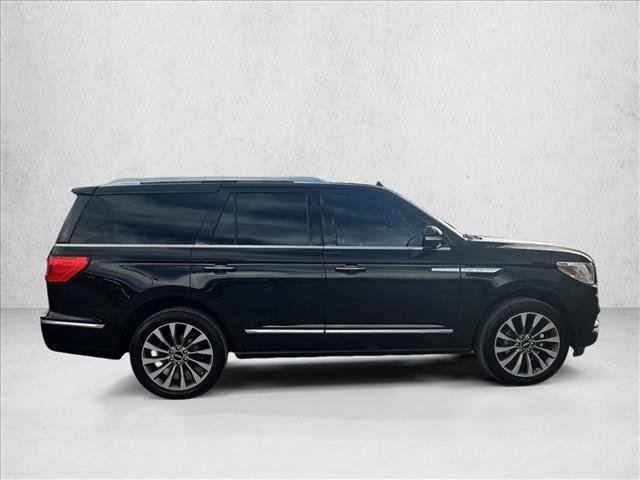 Used 2020 Lincoln Navigator Reserve w/ Luxury Package image 4