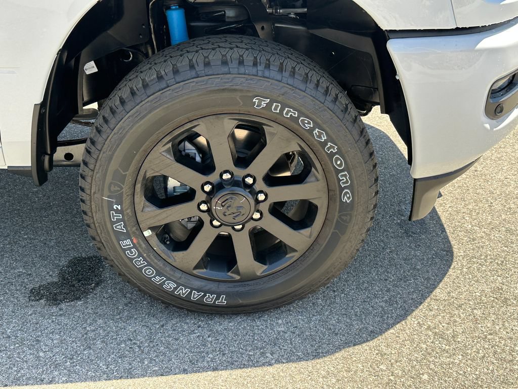 New 2026 RAM 2500 Big Horn AWD/4WD image 13