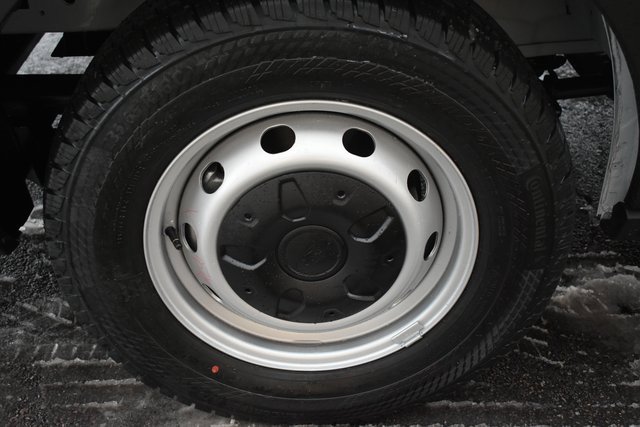 New 2026 Ford Transit 250 148 Medium Roof w/ Load Area Protection Package image 44