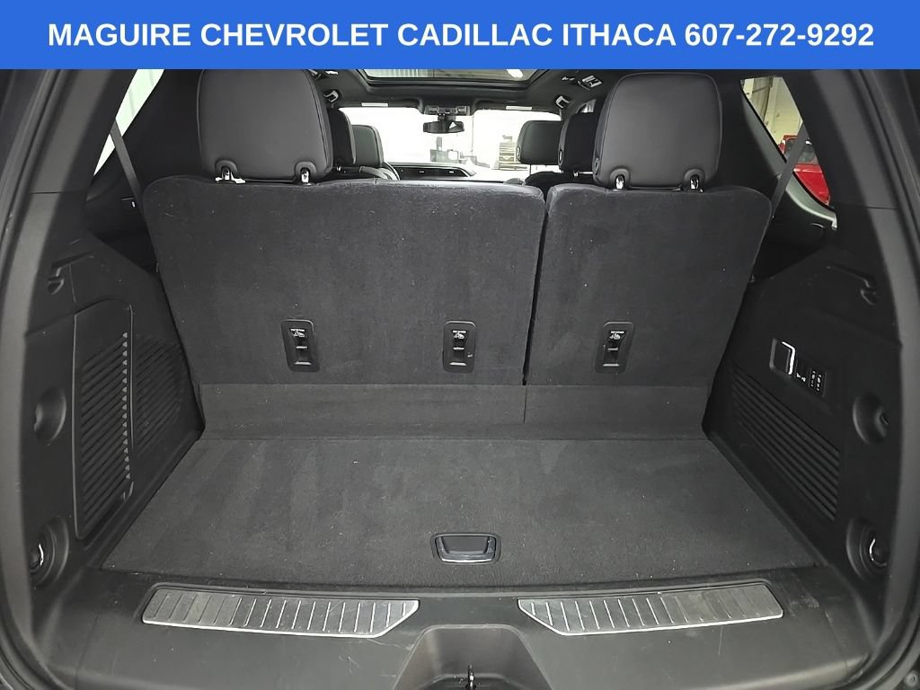 Used 2021 GMC Yukon Denali AWD/4WD image 12