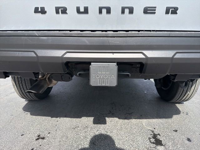 Used 2025 Toyota 4Runner SR5 RWD image 11