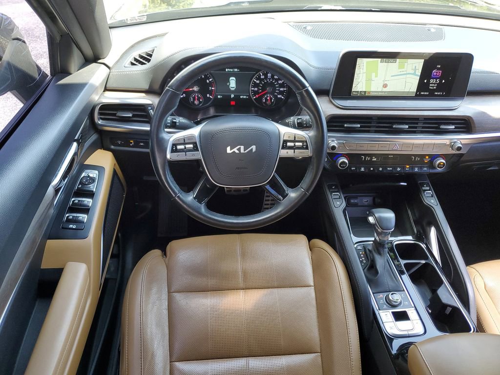 Used 2022 Kia Telluride SX w/ Nightfall Edition Package image 12