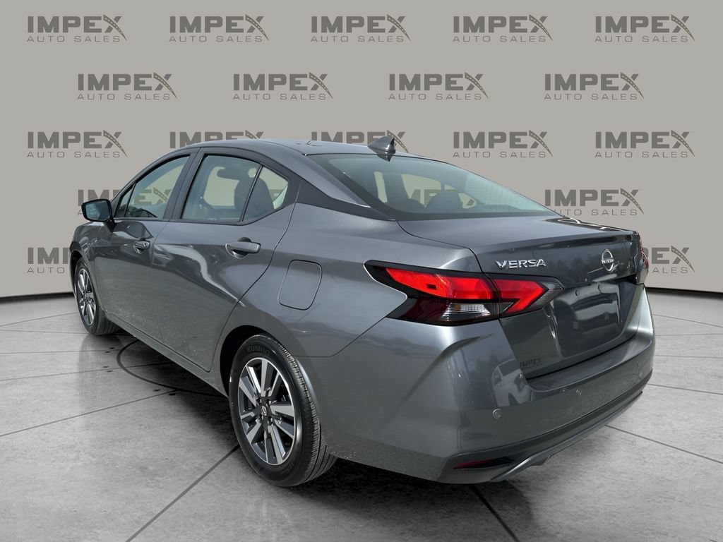Used 2025 Nissan Versa SV FWD image 3