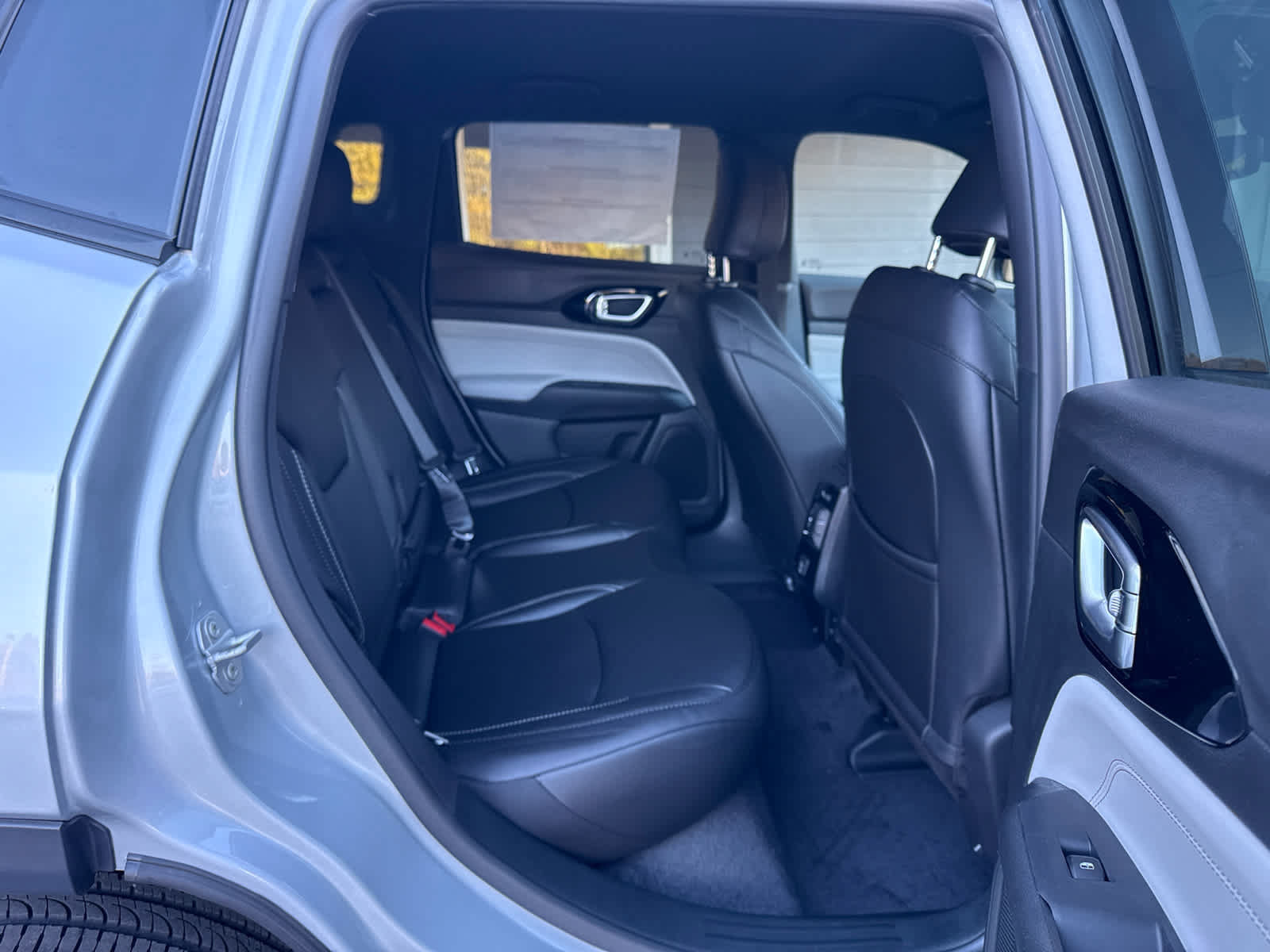 New 2026 Jeep Compass Limited AWD/4WD image 18