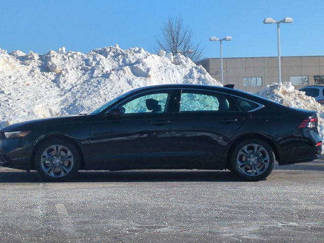 Used 2025 Honda Accord EX-L image 9