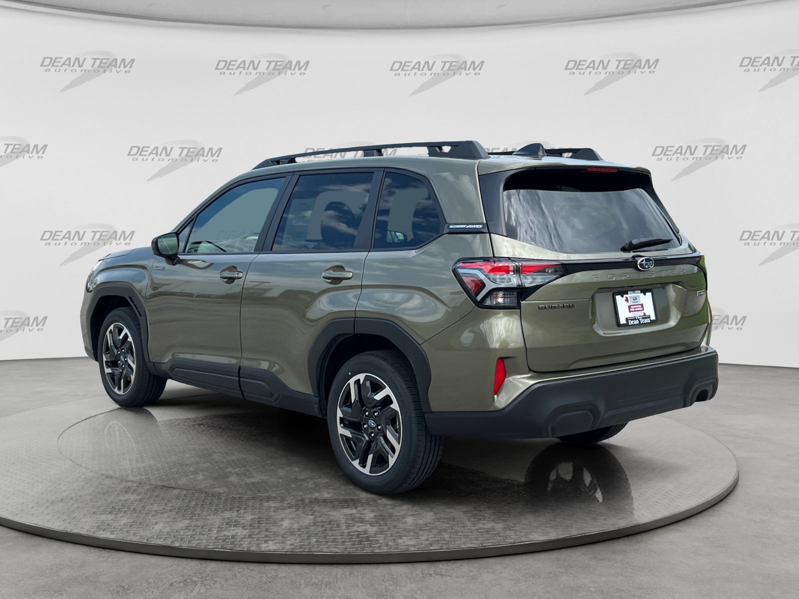 Certified 2025 Subaru Forester Premium AWD/4WD image 5