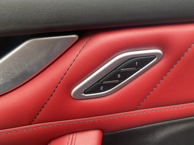 Used 2019 Maserati Levante GTS image 20