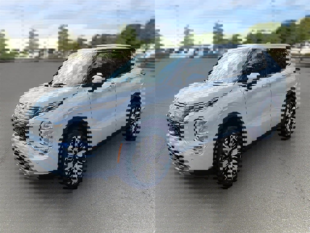 New 2025 Mitsubishi Outlander SE image 33