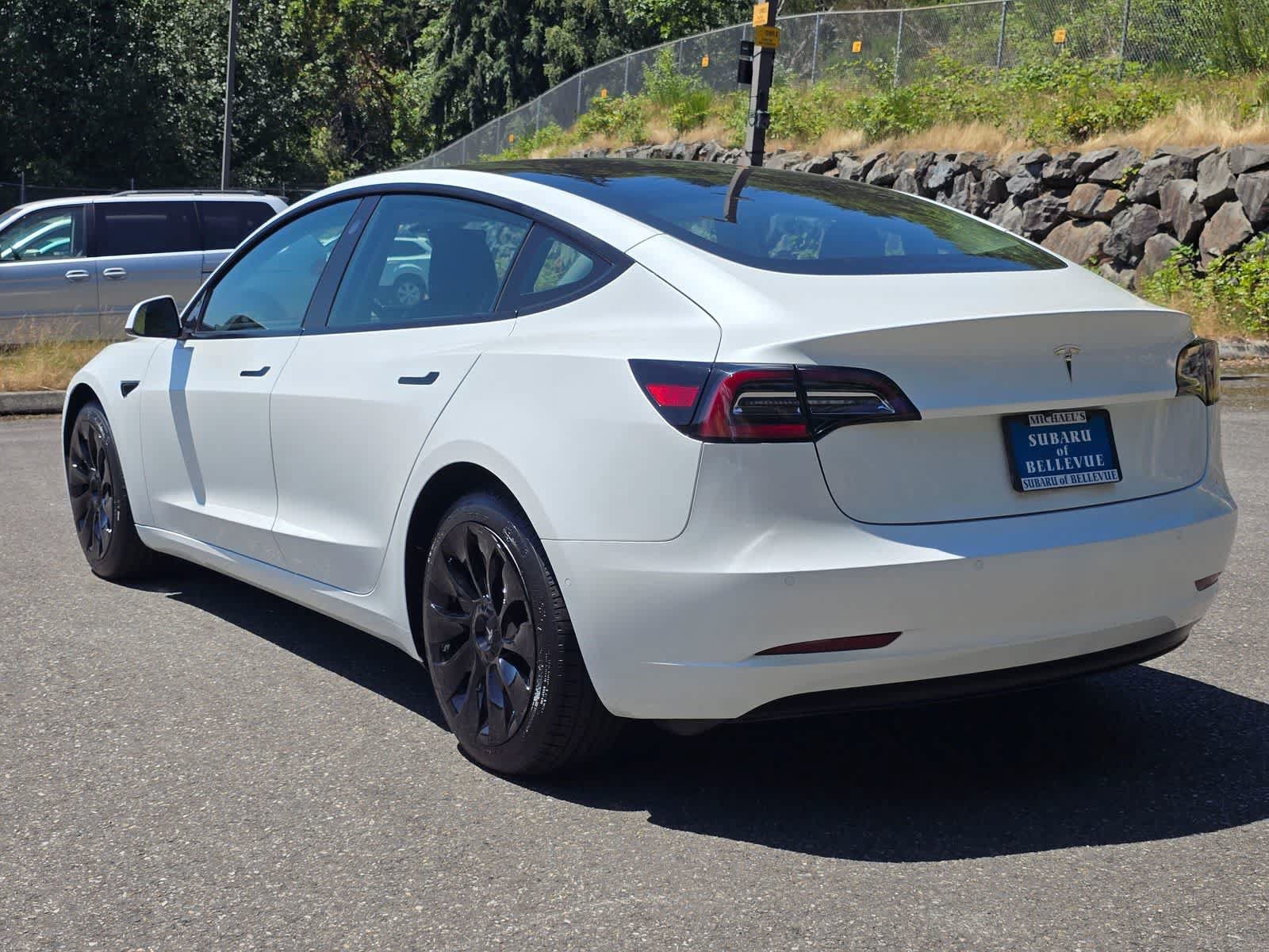 Used 2021 Tesla Model 3 Standard Range Plus RWD image 3