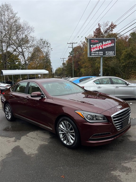 Used 2015 Hyundai Genesis 3.8 image 1