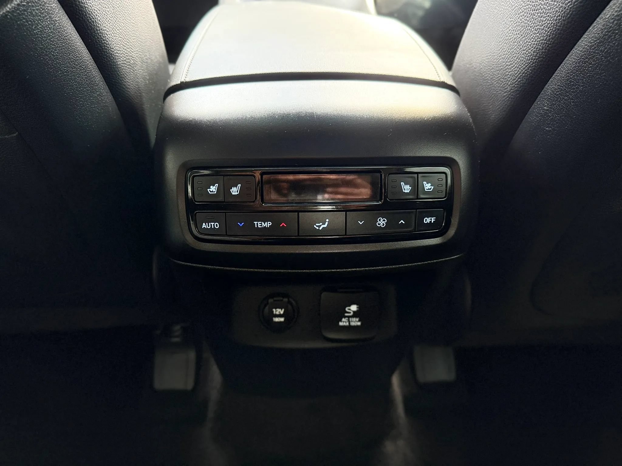 Used 2024 Hyundai Palisade Limited AWD/4WD image 26