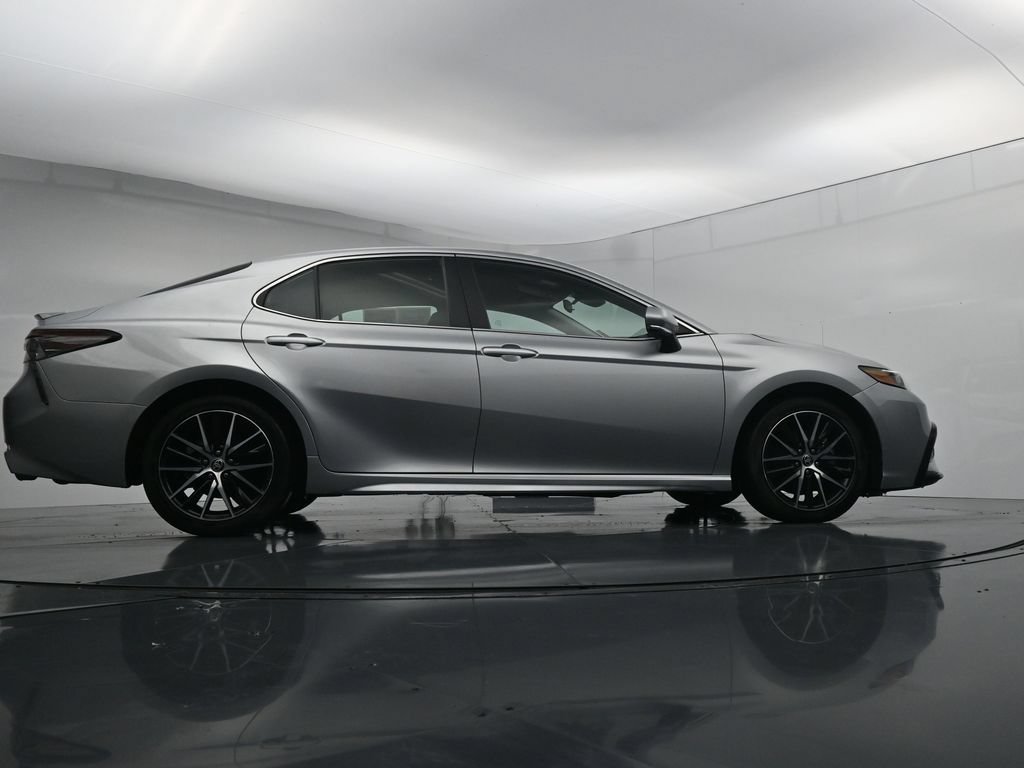 Used 2024 Toyota Camry SE FWD image 39