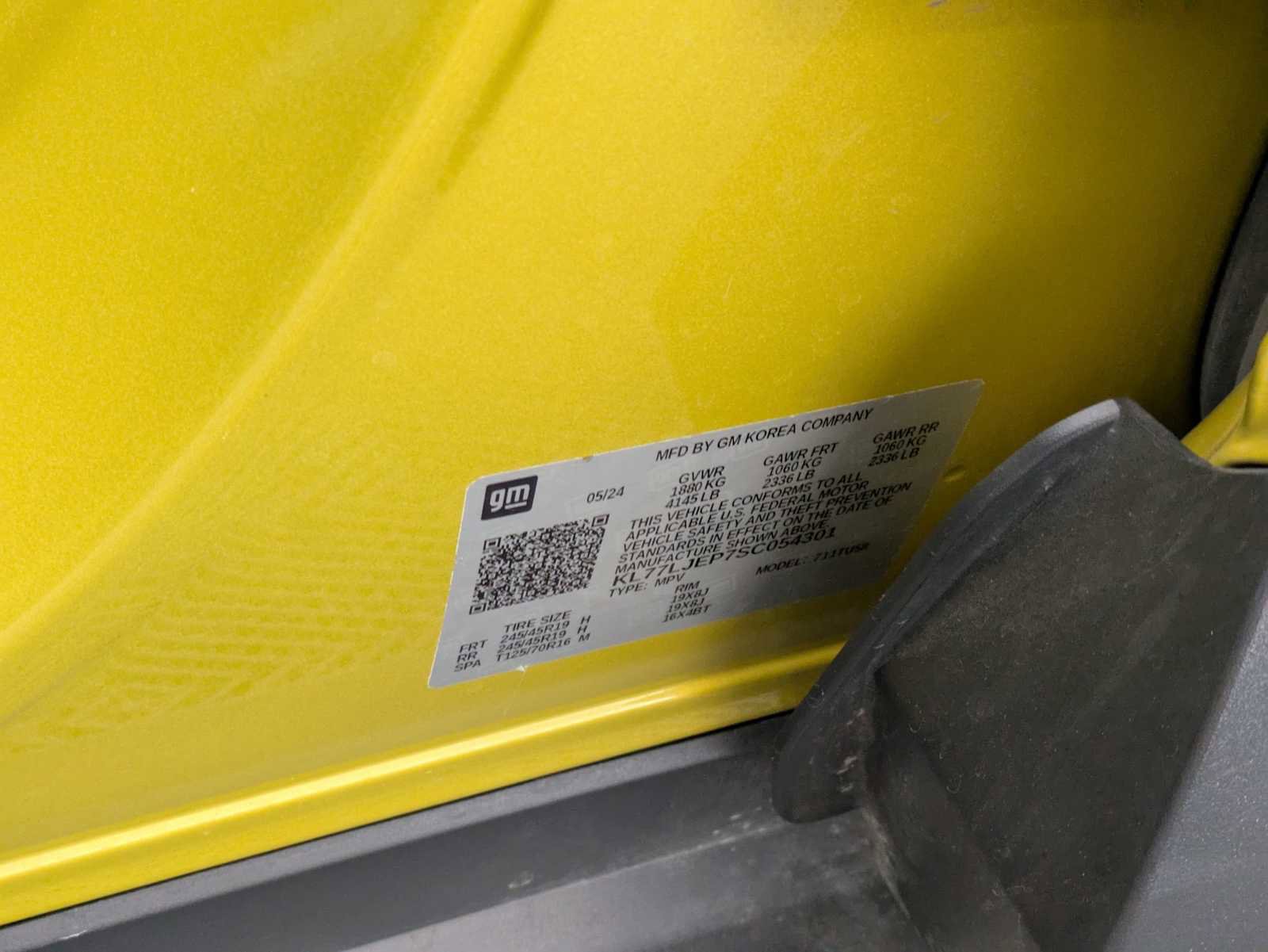 Used 2025 Chevrolet Trax RS FWD image 35
