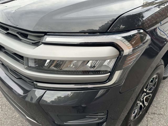 Used 2024 Ford Expedition XLT image 8