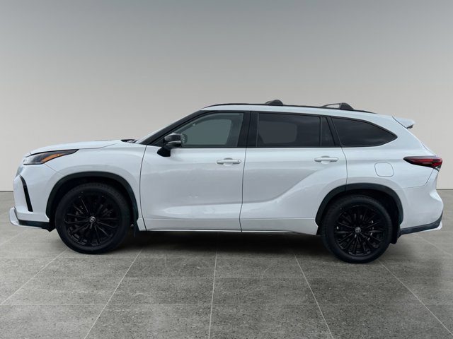 Certified 2024 Toyota Highlander XSE image 2