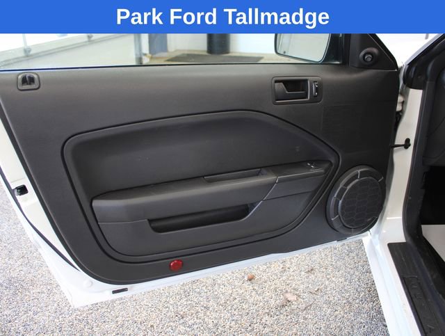 Used 2007 Ford Mustang GT image 11