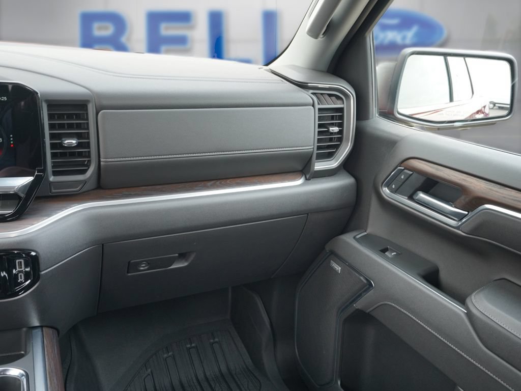 Used 2025 GMC Sierra 1500 SLT w/ SLT Premium Plus Package AWD/4WD image 26