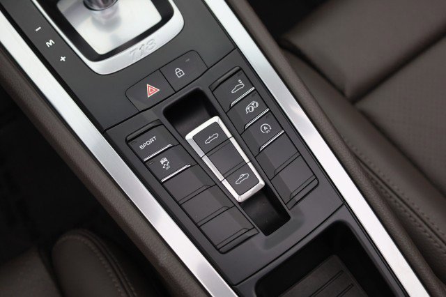 Used 2019 Porsche 718 Boxster image 35