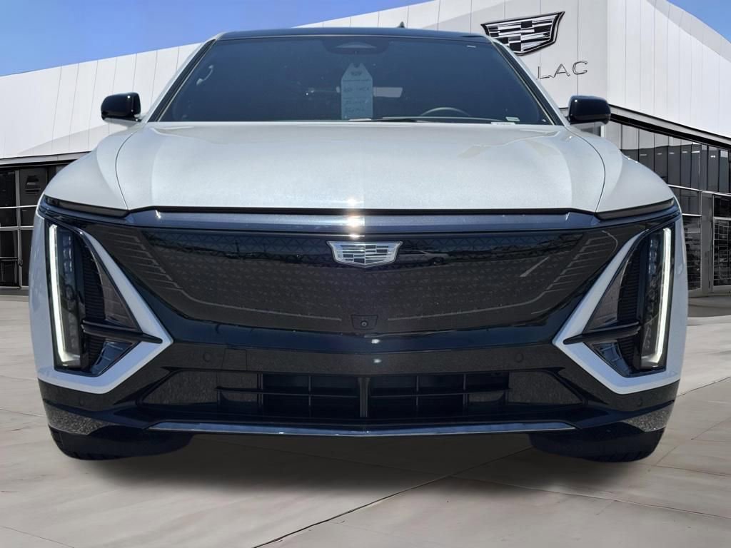 Certified 2024 Cadillac Lyriq Sport RWD image 4