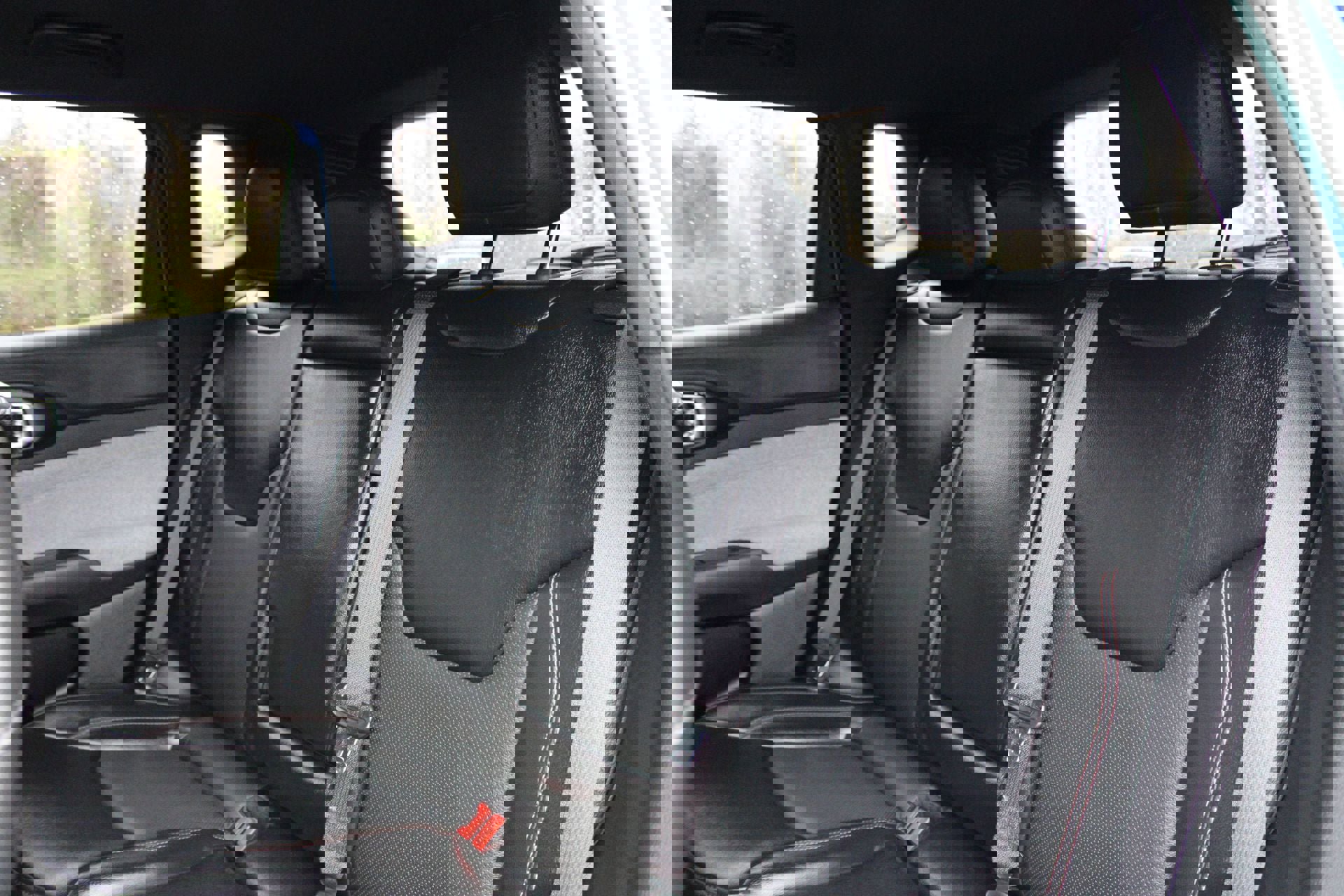 Used 2023 Jeep Compass Latitude image 14