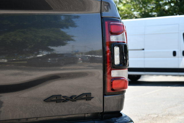 Used 2023 RAM 2500 Big Horn w/ Level 2 Equipment Group AWD/4WD image 9