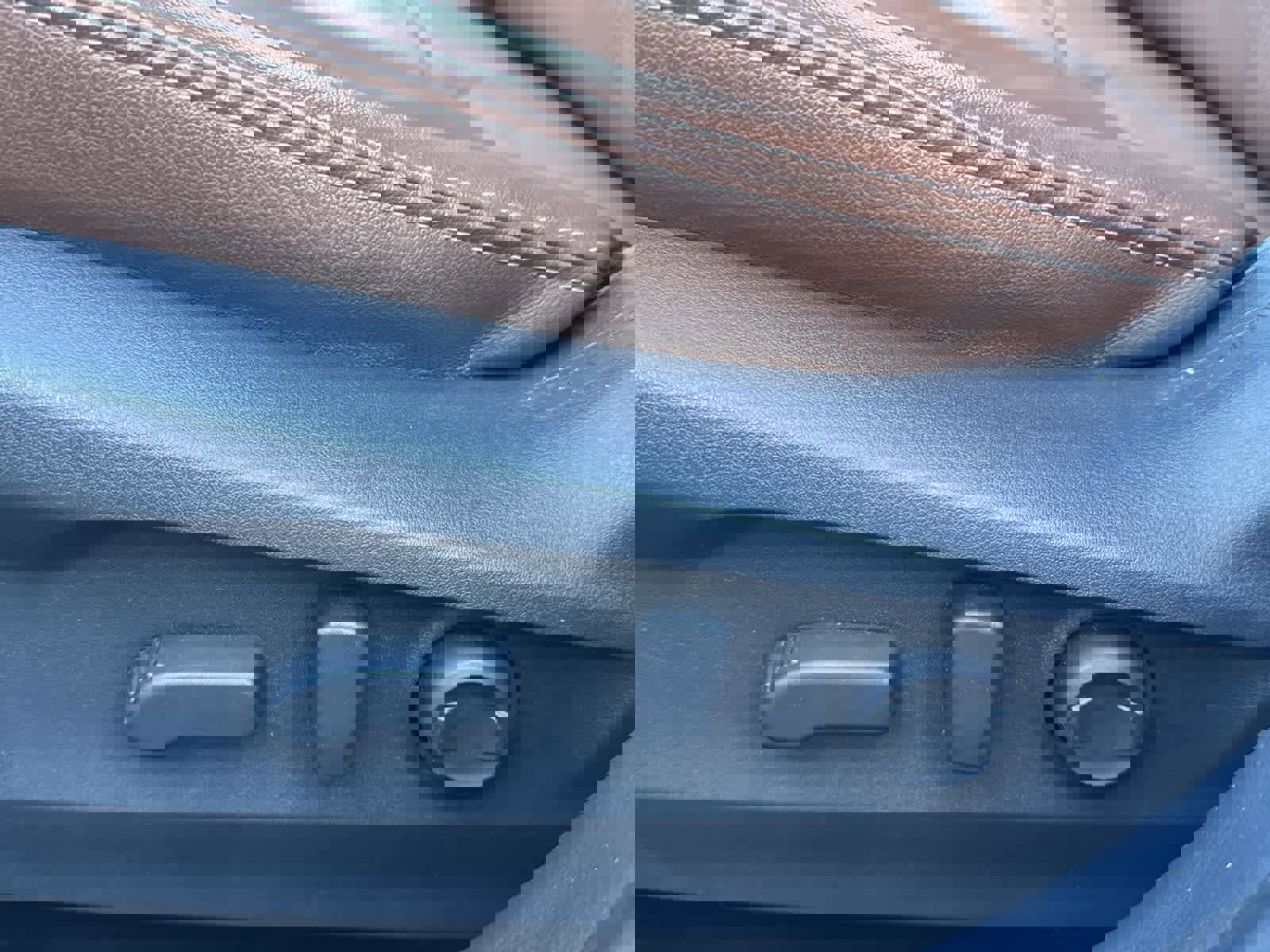 Used 2022 Subaru Outback Touring XT image 12