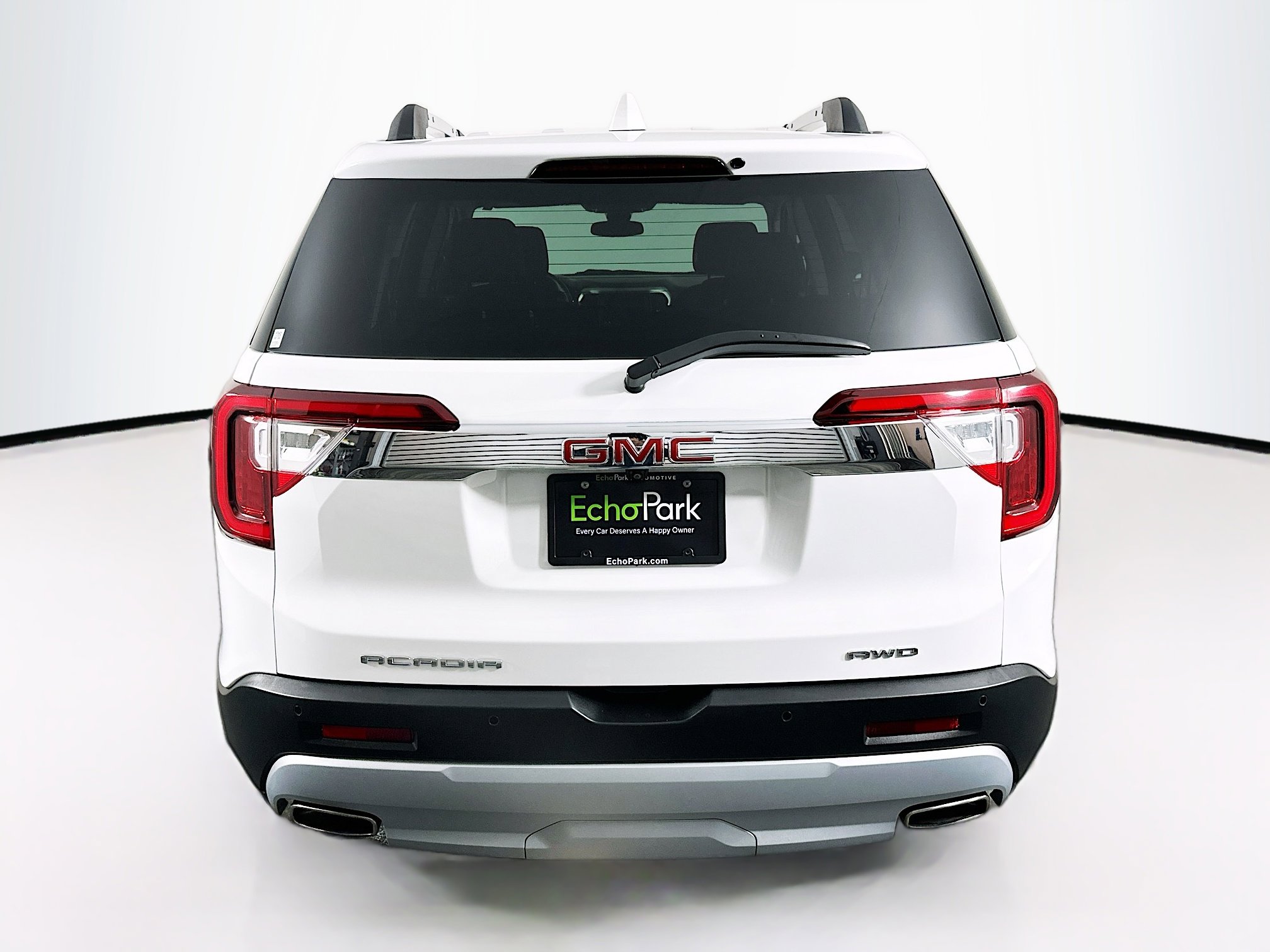 Used 2023 GMC Acadia SLE w/ Driver Convenience Package image 7